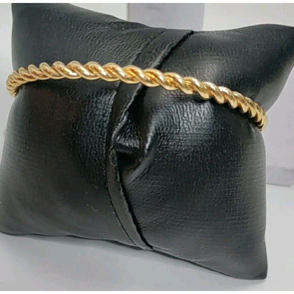 COACH Bangle Bracelet Twisted Cord Gold Tone 7.5" jewelry - Picture 3 of 4